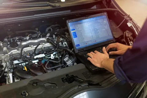 Diagnostica sistema elettrico auto con strumentazione professionale